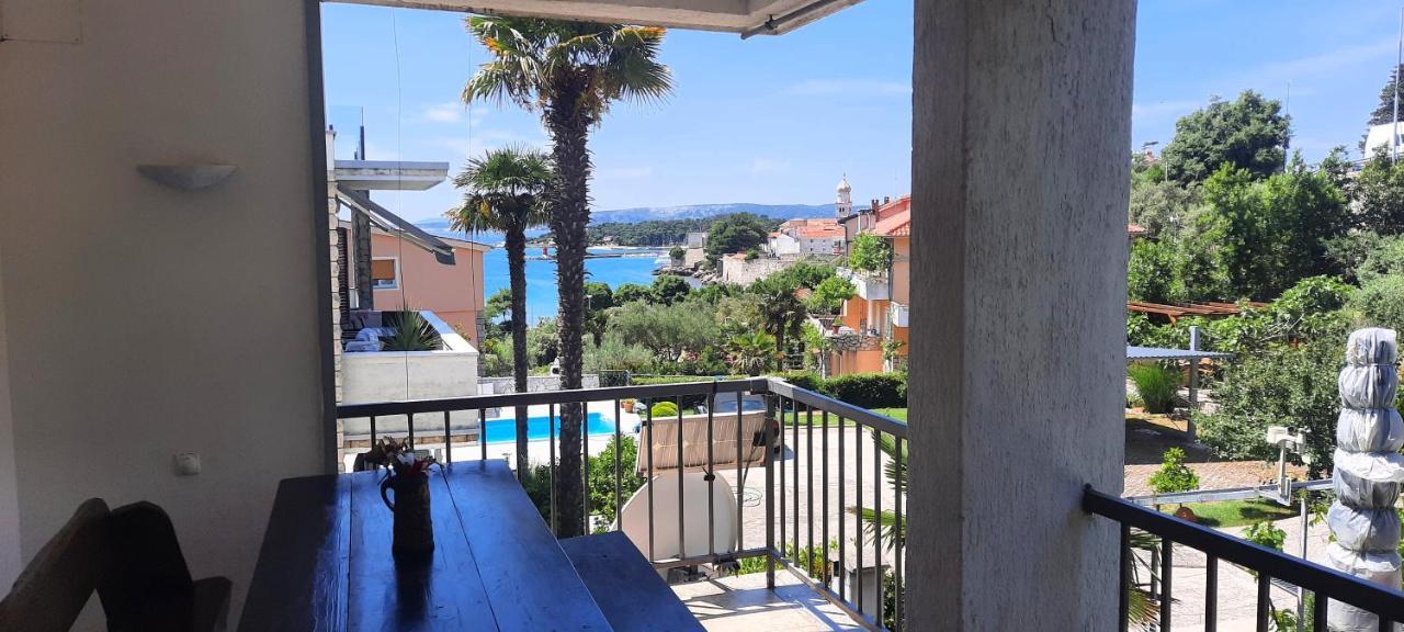 Apartmani Iskra Krk Town Exterior photo